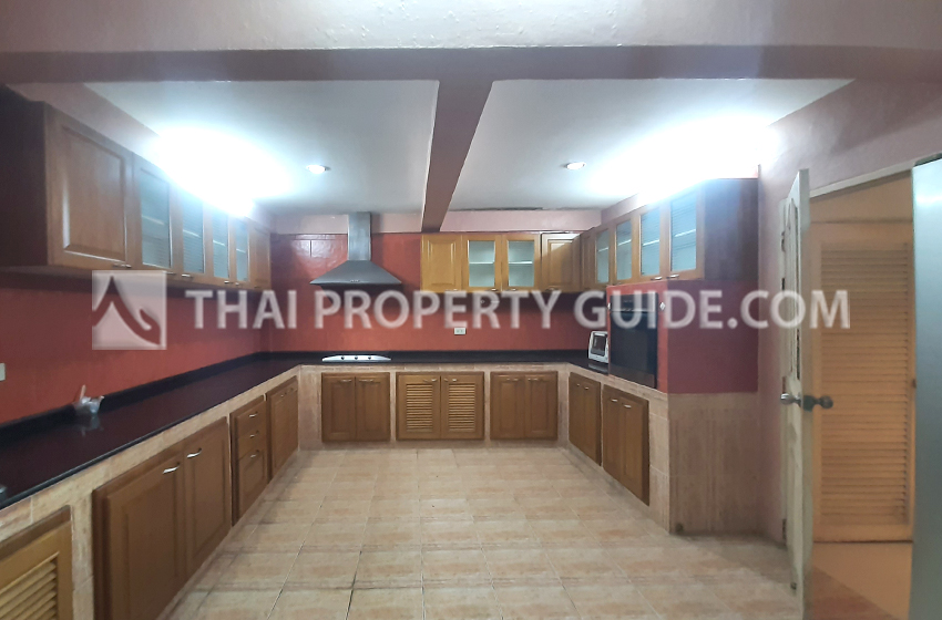 House in Sukhumvit 